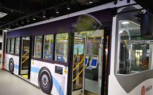 公交车安全逃生体验